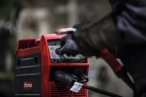 transsteel2200-دستگاه جوش اینورتر